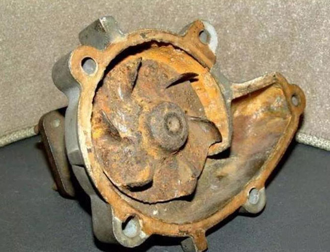 循環(huán)水泵內(nèi)部生銹怎么辦？